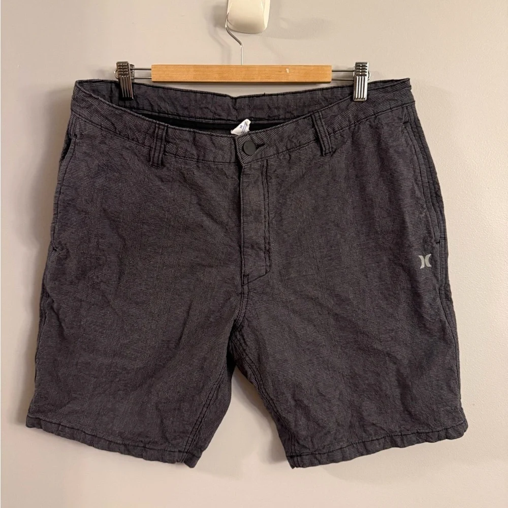 Hurley Men’s Plaid Casual Shorts Gray Size 36